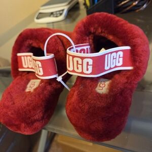 UGG Womans Fluff Yeah Red Plush Logo Strap Slide Slippers Size 6 Excellent